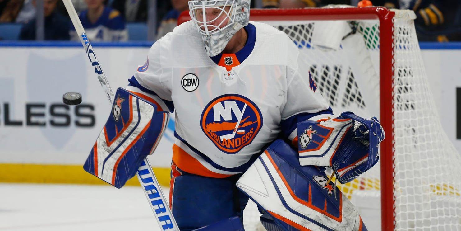 New York Islanders Robin Lehner i målet mot Buffalo.
