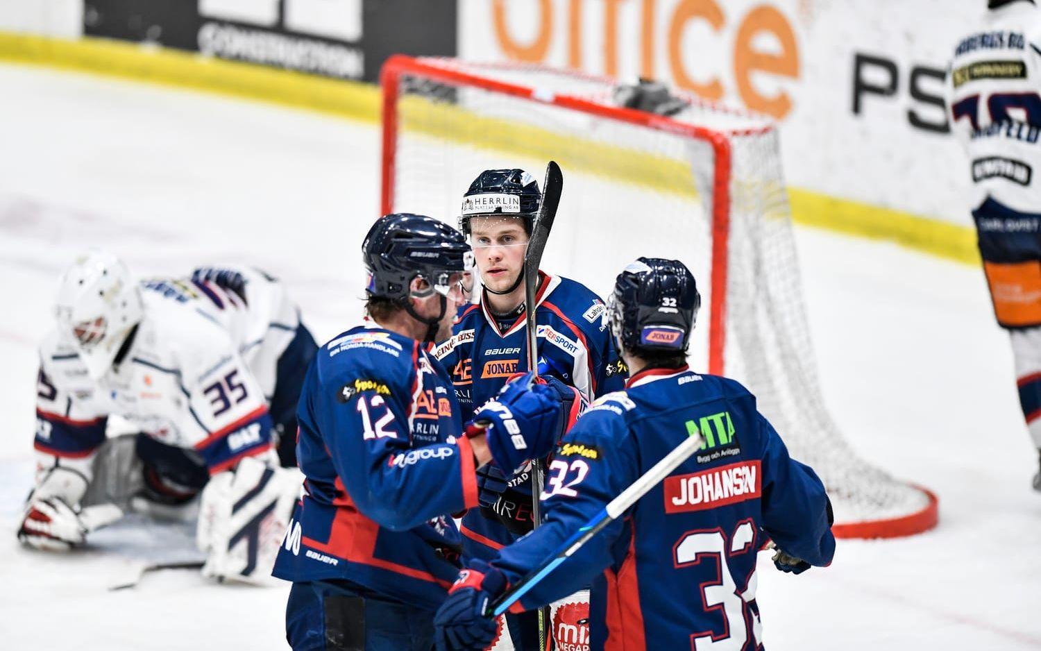 Halmstad Hammers vann mötet mot Kallinge-Ronneby och säkrade Hockeyettankontraktet till nästa säsong.